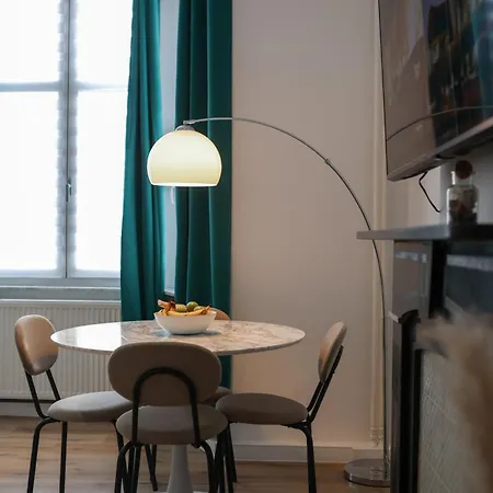 Cozy Apartment *